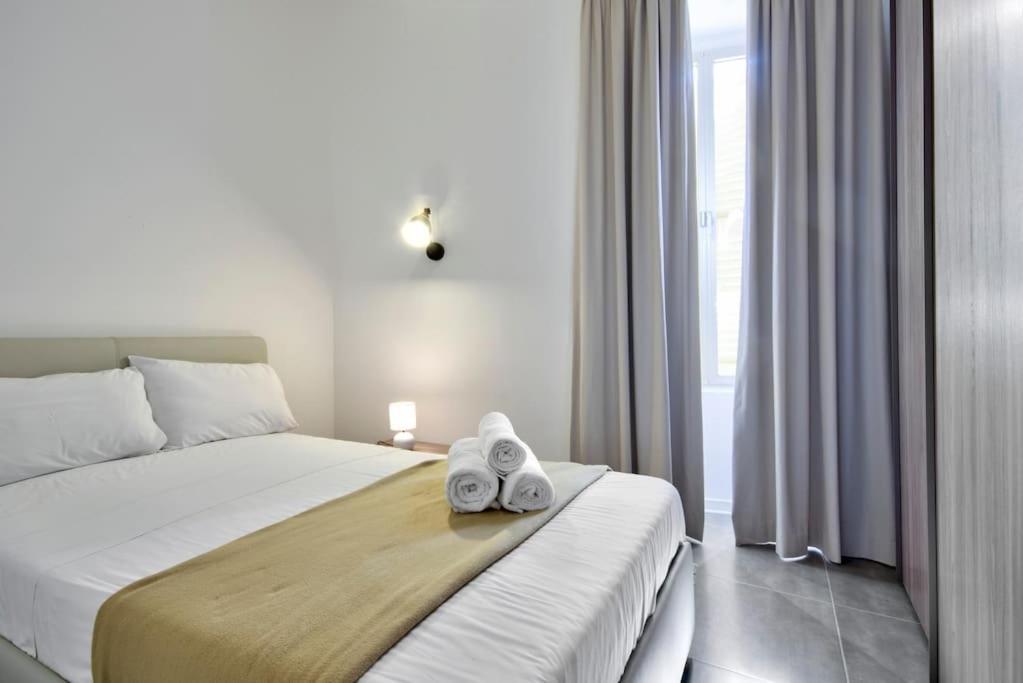 Vallettastay - Harbor View Gem -Sea View 2 Bed Apt Buitenkant foto