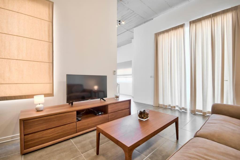 Vallettastay - Harbor View Gem -Sea View 2 Bed Apt Buitenkant foto